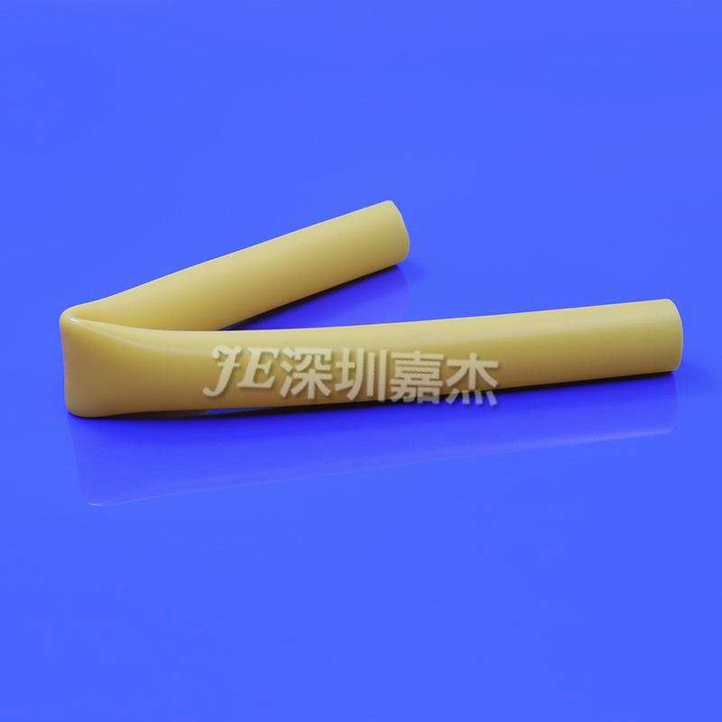 草b日b操.学生妹白虎双色硅胶管